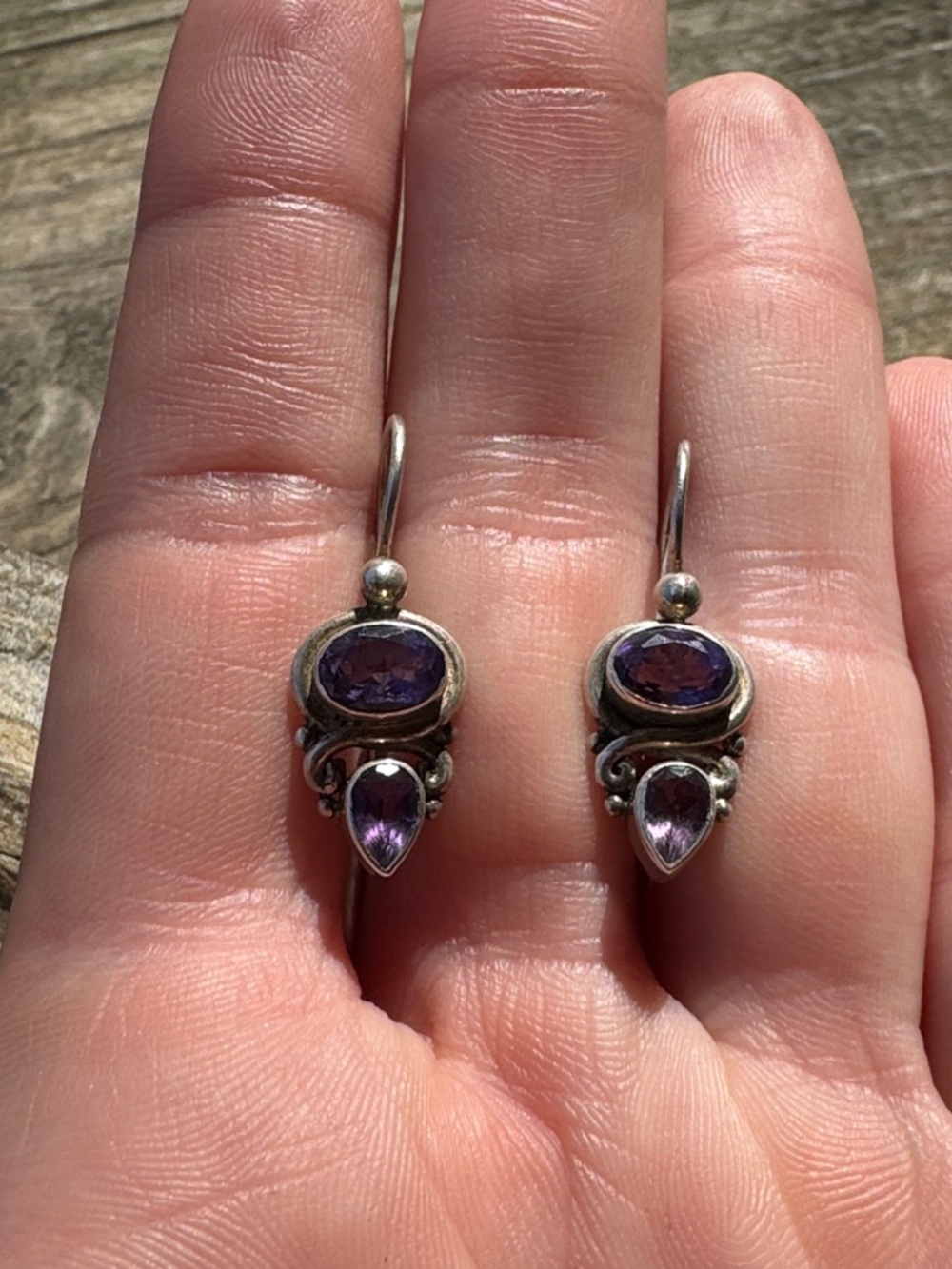 Sterling Silver Earrings with Amethyst